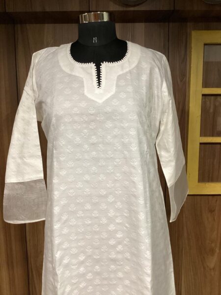 White Kurti